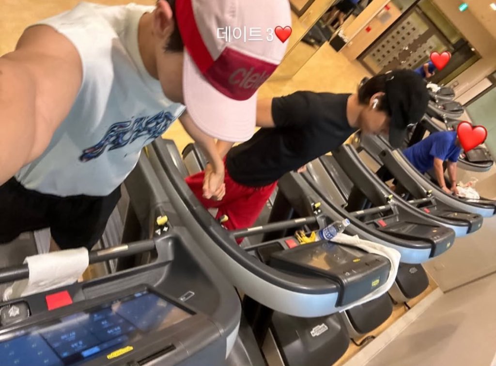theloeyofmylife's tweet photo. IT’S A CHANKAI THING PLEASE https://t.co/WSWTAAvwN4