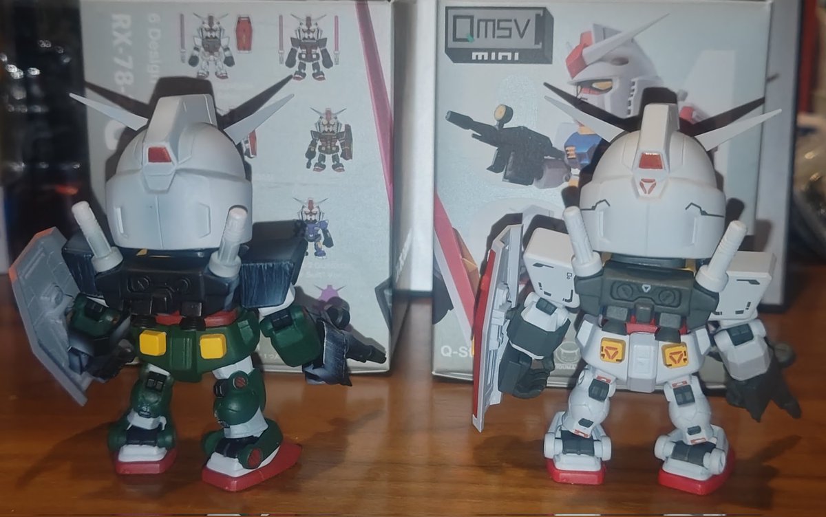 見かけてついつい買ってしまった😅 Qmsv mini RX-78-2 GUNDAM ポスター