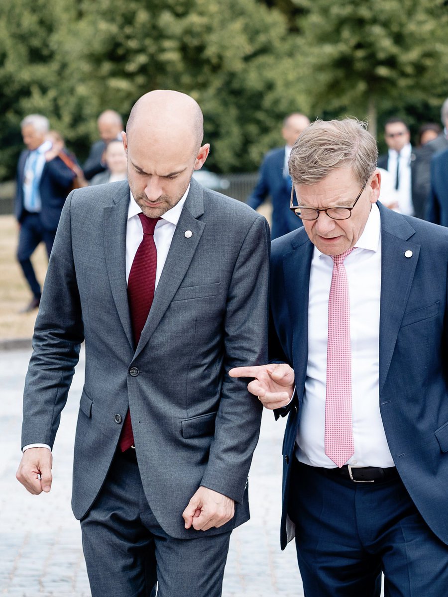 AussenMinDE's tweet photo. Germany and France stand shoulder to shoulder. As friends and strategic partners, our cooperation has never been more important - for a strong Europe, for our children, and for our security. 
🇩🇪🤝🇫🇷
@jnbarrot https://t.co/lR2oRVFtq8