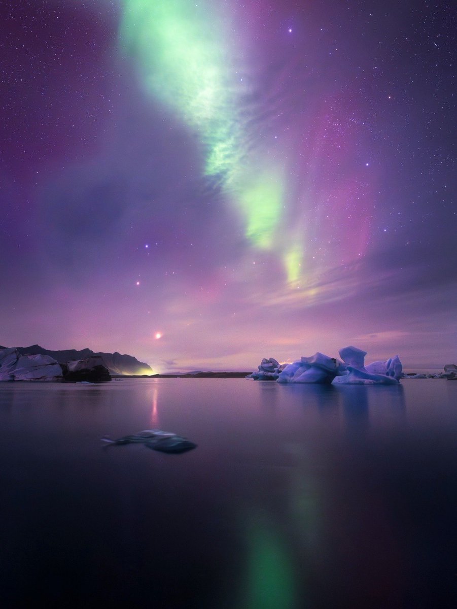 moonloverxjpg's tweet photo. Iceland Aurora https://t.co/gZ9O9KOTsY