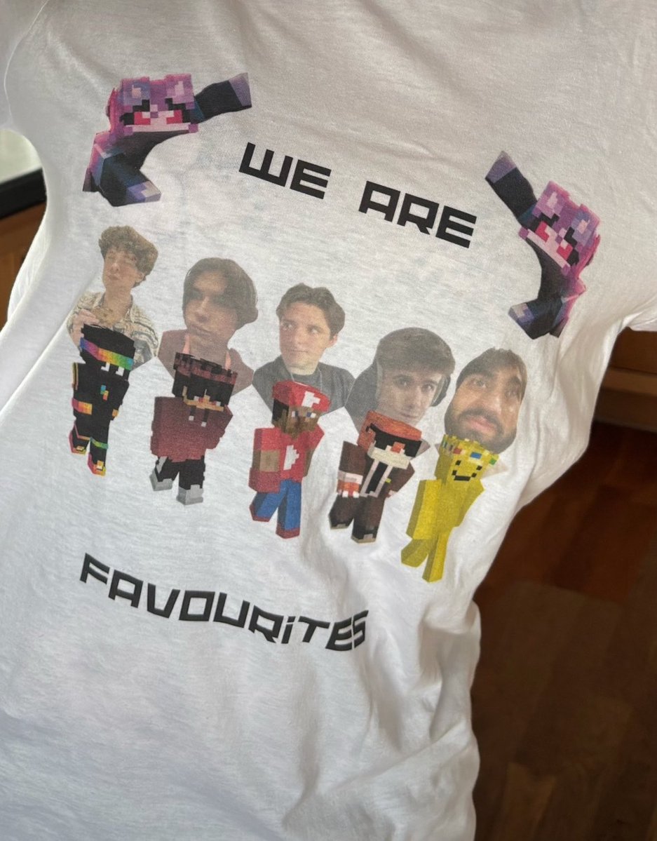 RandomSweetyy's tweet photo. New lifesteal Shirt for my Birthday…
#lifesteal #wearelifesteal #princezam https://t.co/k2aAGO2GOQ