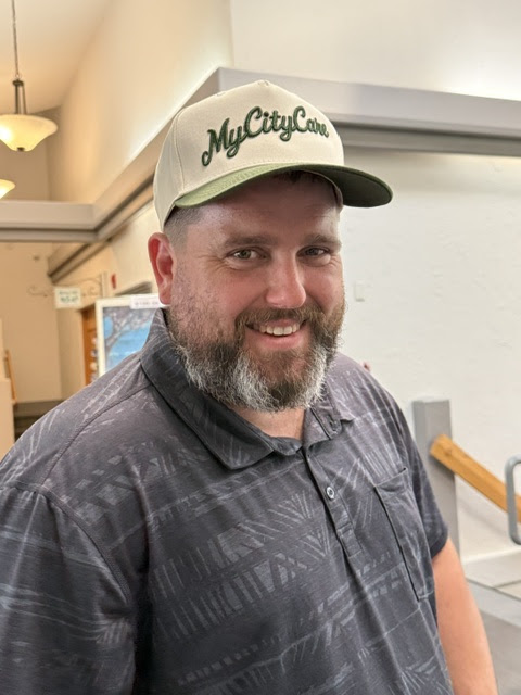 FullyPromotedLA's tweet photo. Alex is rockin' the latest My City Care hats. 🧢🔥 
Bold 3D embroidery with crisp outlines—because every detail counts. 

@MyCityCare Lethbridge #CustomHats #AreYouFullyPromoted #Lethbridge #MyCityCareYQL https://t.co/dmSaj0Cj6I