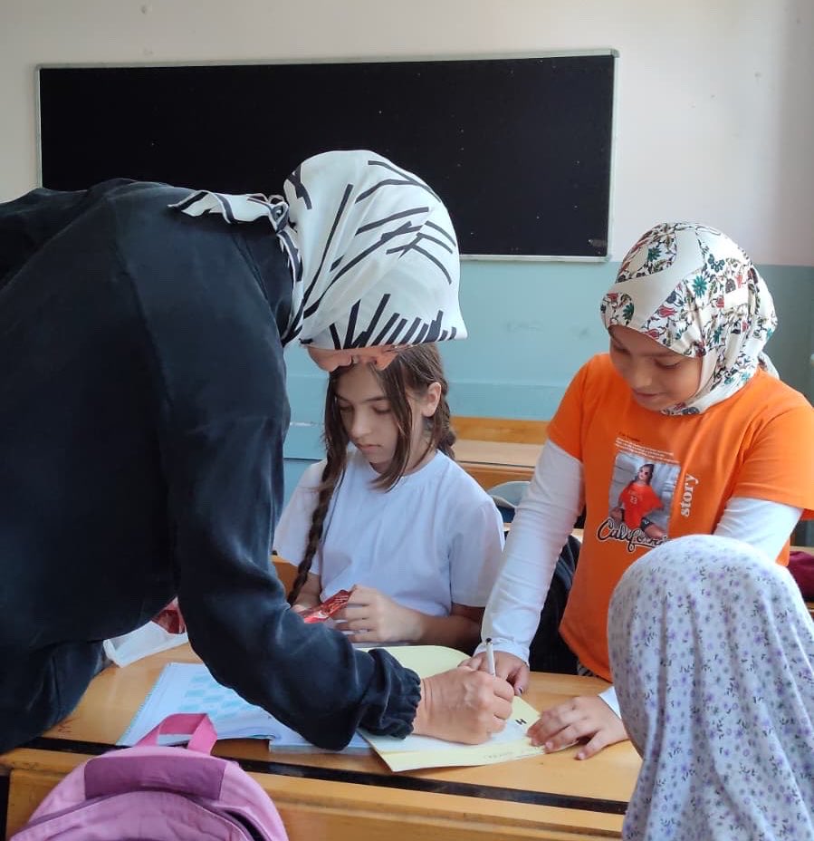 rbklndr's tweet photo. Bir gençlik, bir gençlik, bir gençlik...

"zaman bendedir ve mekân bana emanettir! " şuurunda bir gençlik... https://t.co/sjUcsqRidy