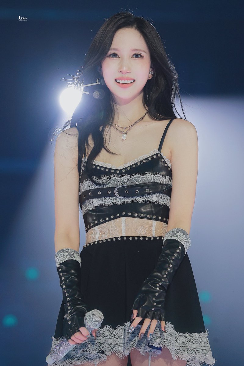 Leo_aaa_'s tweet photo. 260710 THIS IS FOR FINALE
☺️☺️

#MINA #미나 #ミナ 
#TWICE #트와이스 https://t.co/3qmDGHj8DX