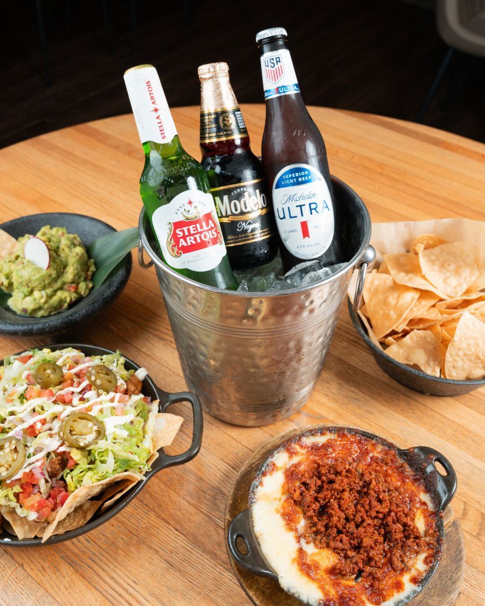 ElPatronOrl's tweet photo. Big screens. Cold buckets. Bigger goals. ⚽

Watch the World Cup with us and $20 Stella or Michelob Ultra beer buckets all tournament long. https://t.co/3rDI5xbqhr