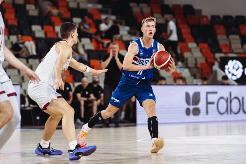 Tangram_NIL tweet picture
