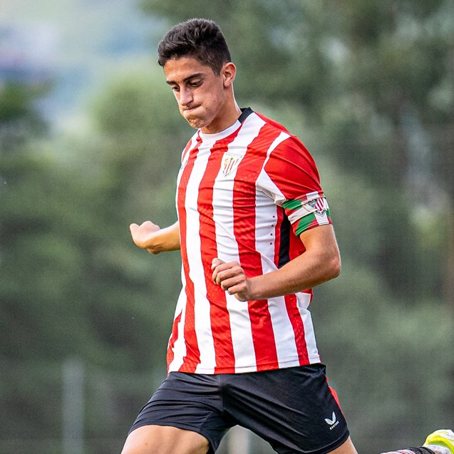 AthleticXtra's tweet photo. 🚨🚨 Oficial: El Athletic traspasa a Iker Varela a la UD Ibiza. El club rojiblanco recibe una cantidad de dinero por la operación, se reserva variables económicas por objetivos, porcentaje de futura venta, derecho de tanteo y opción de recompra.

[@AthleticClub] https://t.co/0h6A23q4Vb