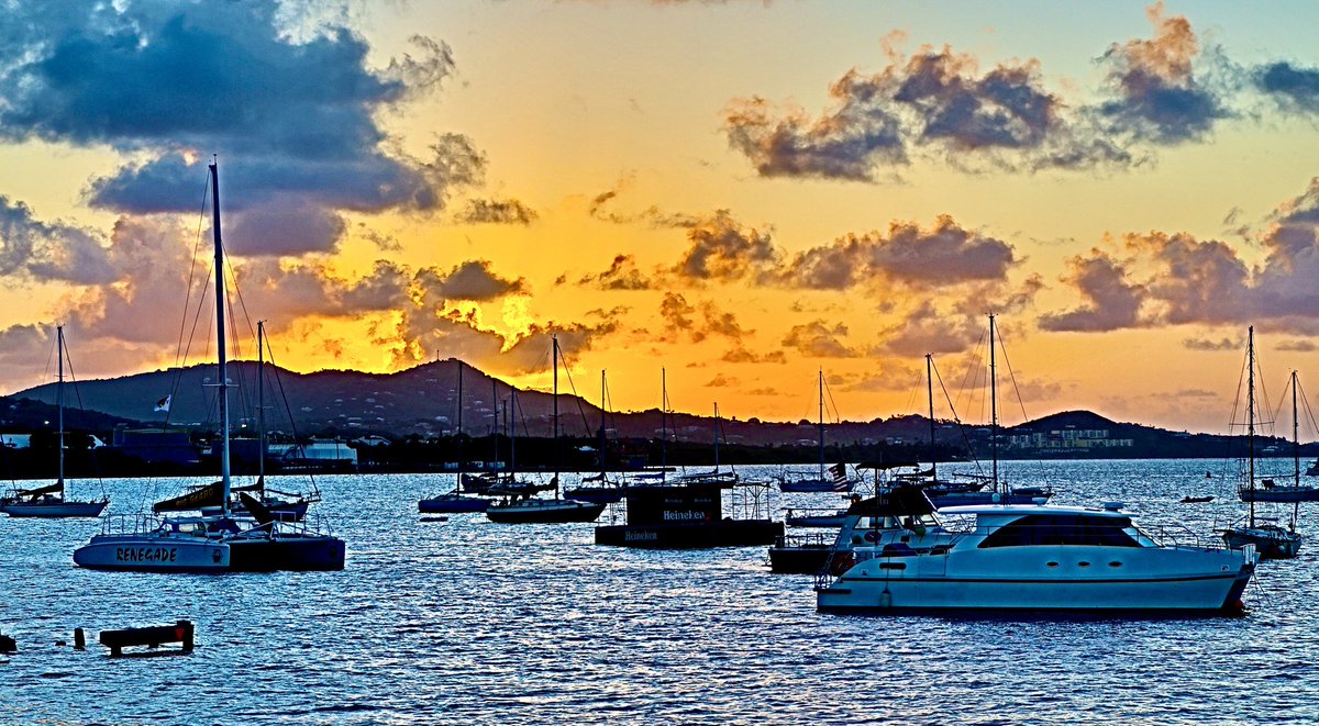 alabamaED's tweet photo. Sunset in St. Croix, U.S. Virgin Islands #StCroix #VirginIslands #SunsetVibes #Sunset https://t.co/PLz6nIjIRs