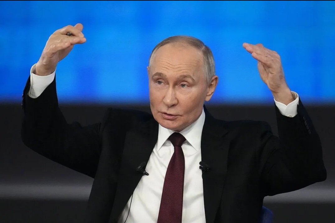 Dmitry924456551's tweet photo. Вциом говорит что 62% россиян считают путина самым красивым, умным, и достойным править вечно. https://t.co/sSoUmQMh6D