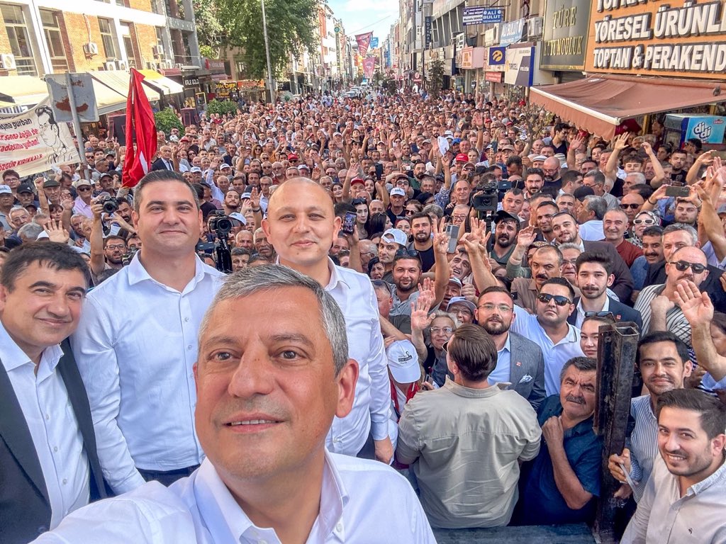 ozgurozeliletsm's tweet photo. Mutlu yarınlara, güzel bir geleceğe… Gülümse Kırıkkale! https://t.co/TkuHIj3dg4