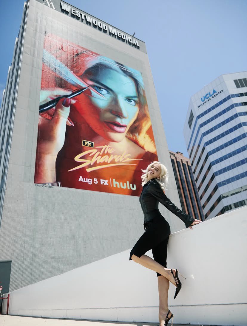 TheShardsNews's tweet photo. Hayes Warner in new IG post!

“What if we kissed under the Westwood medical center billboard og my zoomed in face @/theshardsfx” https://t.co/WPtv4fLwFO