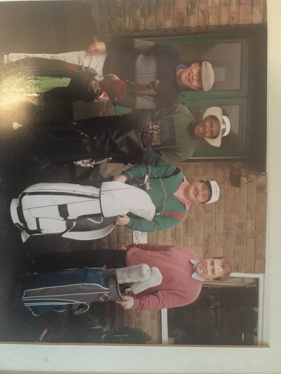 Mikecity1's tweet photo. RIP Sir Garfield

True gentleman…..and a decent golfer …….” eh Mikey have you got that there laryngitis….couldn’t hear you say it’s a gimme”

@glynthesurveyor @tom_allison1 https://t.co/t2eeXfFYU3