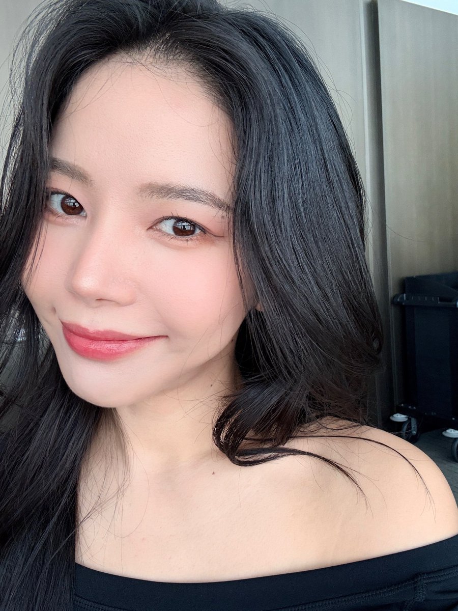 solarkeem_bot2's tweet photo. [📸] 2026.07.18 

macau💕

#솔라 #SOLAR
@RBW_MAMAMOO https://t.co/YSiwoFMRNq