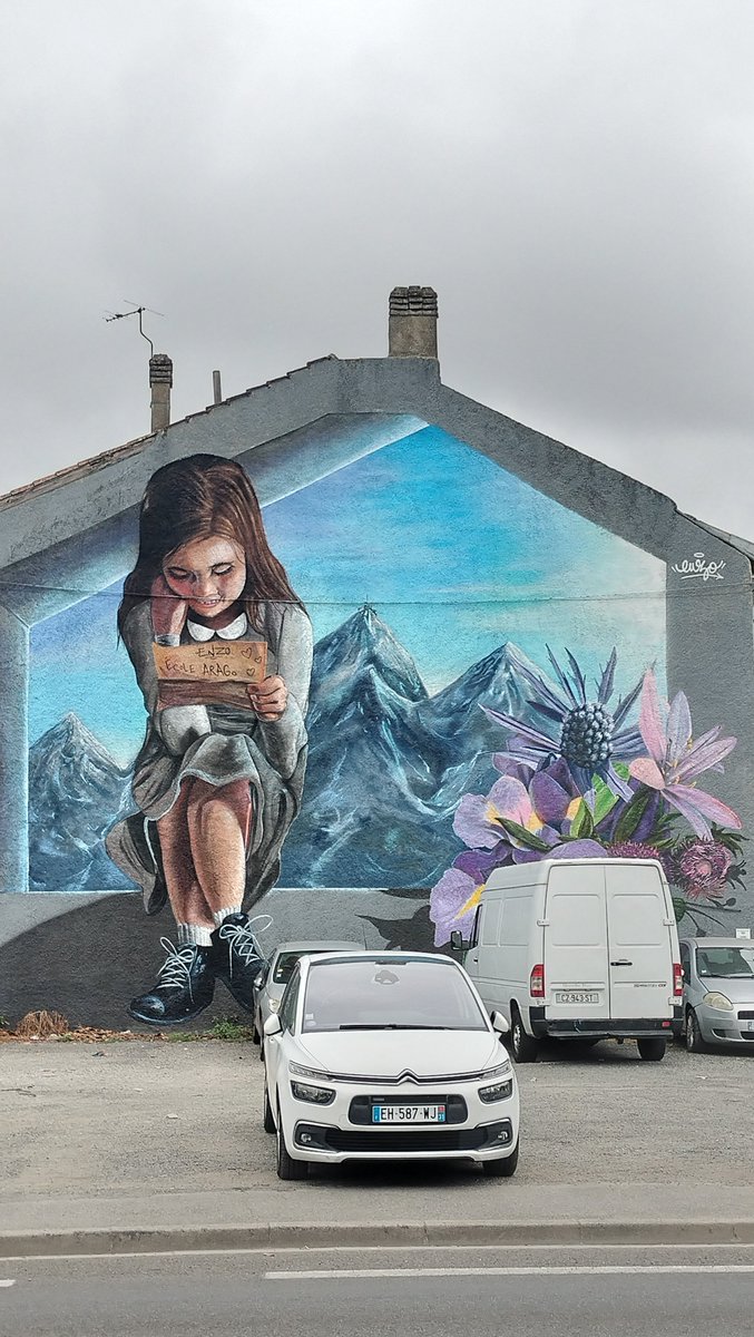 oungawa's tweet photo. #Tarbes #HautesPyrenees #Occitanie #enzoartworld #PlaceDuFoirail #EcoleArago #streetart #urbanart #arturbain #arteurbano #arteurbana #artderue #artederua #artedecalle #callero #callejero #wallart #muralart #graff #graffiti #spraypaint #wallpainting #muralpainting #moutains #cute https://t.co/jWb1RUPLo1