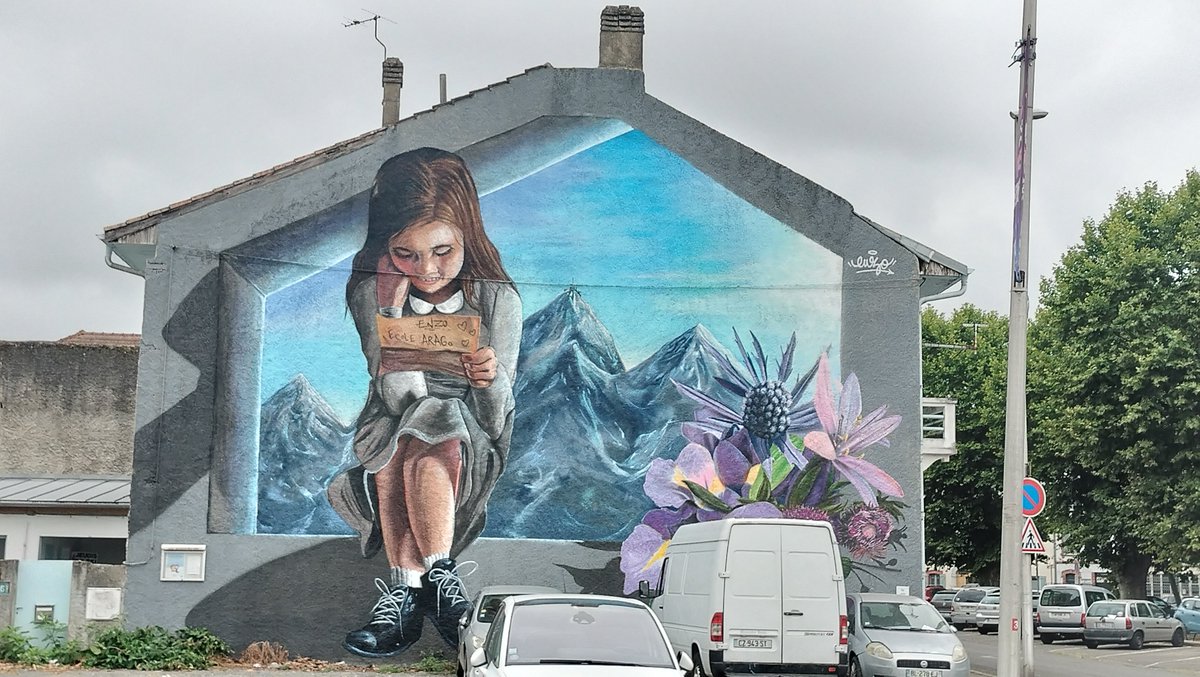 oungawa's tweet photo. #Tarbes #HautesPyrenees #Occitanie #enzoartworld #PlaceDuFoirail #EcoleArago #streetart #urbanart #arturbain #arteurbano #arteurbana #artderue #artederua #artedecalle #callero #callejero #wallart #muralart #graff #graffiti #spraypaint #wallpainting #muralpainting #moutains #cute https://t.co/jWb1RUPLo1