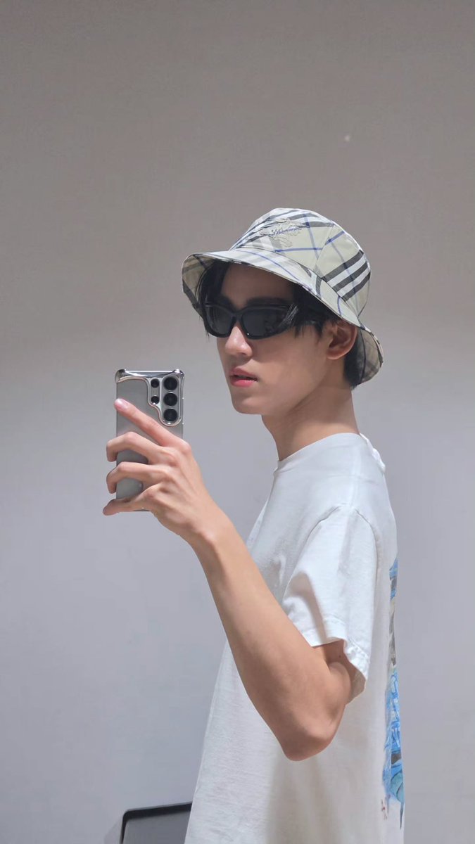 AlmondOfficial_'s tweet photo. 📸  [𝑰𝑮𝒔 𝑼𝒑𝒅𝒂𝒕𝒆] @ almondbabybigboy

พี่แอลม่อน ละมุนบอยสุดๆเลยค้าบ~ 🕶🧢

#Almondbabybigboy https://t.co/djU4xuYdqg
