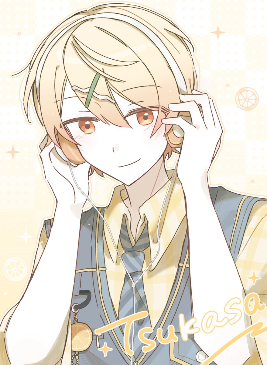 97Qingyyy's tweet photo. 新衣服很可爱很喜欢，快速地摸了🙏 https://t.co/KkYir2FQKG