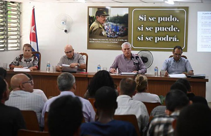 AdaCmkc's tweet photo. #YoSigoAMíPresidente 
#SantiagoDeCuba @LaCmkc https://t.co/J52grY9QGa