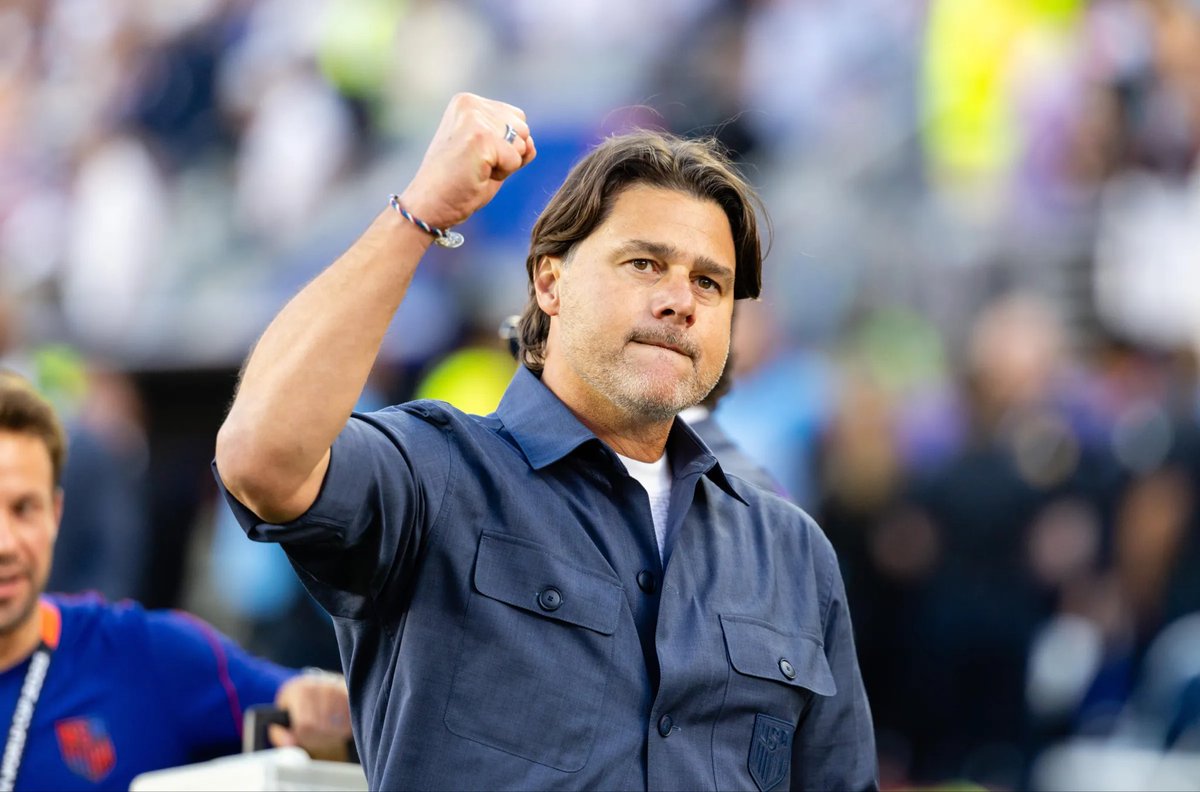 Eyesandvibes's tweet photo. I really thought I knew this federation, but if Poch actually stays on for another four years, I think we have to acknowledge USSF has turned a new leaf. 

You don’t stay for another FULL cycle unless there’s an unrestricted vision in Poch’s mind of where this team can go 🇺🇸 https://t.co/UE60Yl0aEy