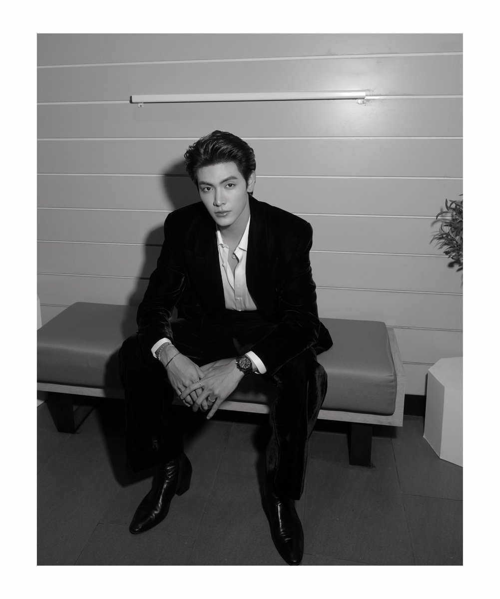 𝘾𝙖𝙛𝙛𝙚𝙞𝙣𝙚 (rest) tweet media