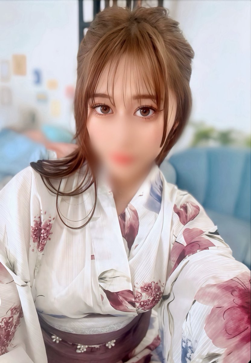 begi_saichan's tweet photo. 白が似合ってますね！
リアちゃん♡

浴衣パネルは一通り見られていますか？
誰のどのパネルがお気に入りか、よかったらコメントで教えてくださいね😁

暑い日がこれからも続きますが、浴衣をたくさん見て一息入れてください！ https://t.co/HEnrYBkz8q