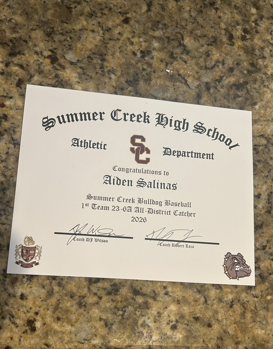 aiden_salinas23's tweet photo. I wanna thank the Summer Creek program for these past 4 years, it’s been a blast being apart of the program and I’m so glad to get 1st team all district and defensive player of the year couldn’t have done it without my teammates 
@SCHS_Baseball1 @Coach_Hill235 @jhseegs37 https://t.co/XDgl9kWfRl
