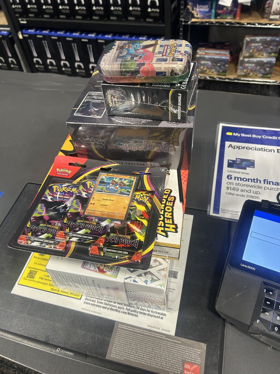 ThaRulaSai's tweet photo. @PokemonRestocks W finds https://t.co/GI2UbJyGjw
