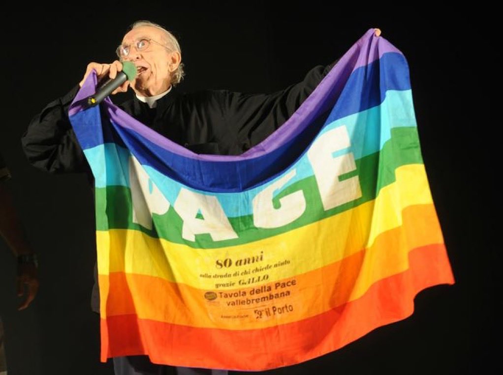 Alberto63Al's tweet photo. #LaBellezzaDeiSogni
Un trafficante di sogni…
#DonGallo
#SalaLettura https://t.co/OtuH2jVoqo