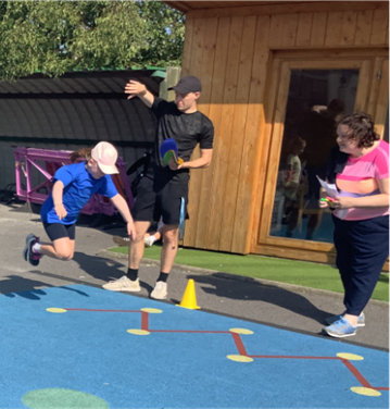 ElmClass_OLOL's tweet photo. Sports Day fun!🙂 #MakeADifference @Olol_sport @ololprimary_HT https://t.co/gIw7o5i0OQ