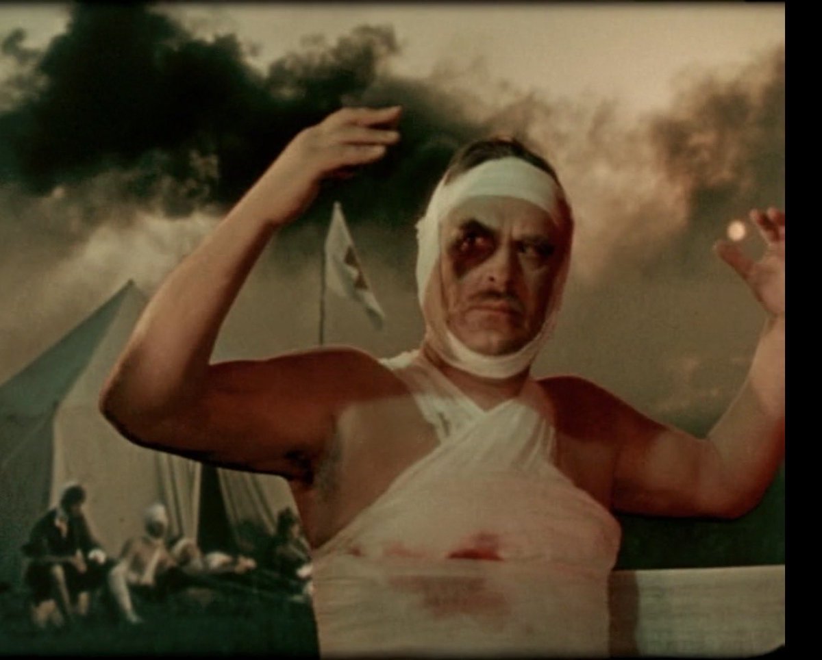 zwlws's tweet photo. Poem of the Sea (dir. Yuliya Solntseva, 1958): Solntseva &amp; Dovzhenko’s Powell &amp; Pressburger movie. Insane Sovcolor palette and supposedly shot in the Soviet variant of Todd-AO called Sovscope (despite the aspect ratio). Gorgeous. https://t.co/ftx0kDNGZx