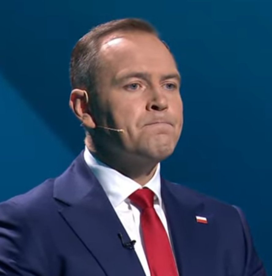 LaylahLilithah's tweet photo. Pamiętacie SAFE 0% nawrockiego?

Spadek cen złota zmniejszył wartość niezrealizowanego zysku NBP o ponad 65 mld zł w ciągu czterech miesięcy. Przypominam, ze niezrealizowany zysk ze złota miał stanowić podstawę programu "polski SAFE 0 proc." według nawrockiego 😏 https://t.co/20luKZE29r