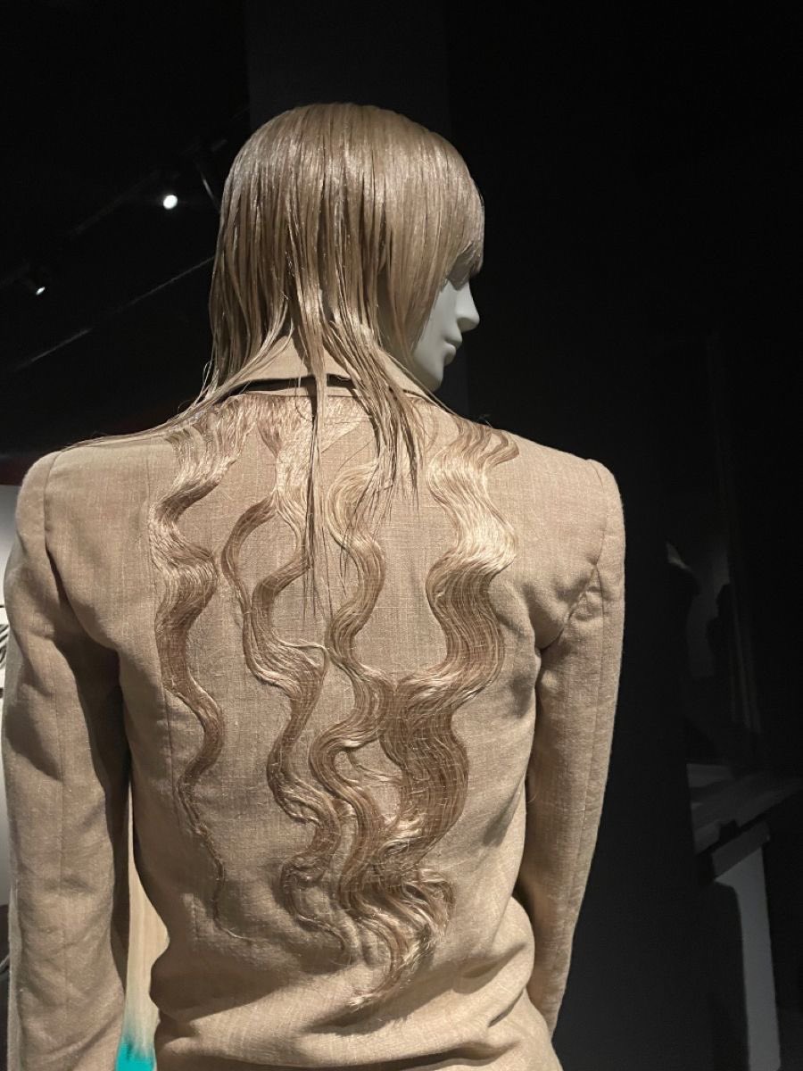 Vulphira's tweet photo. Olivier Theyskens Spring/Summer (1999) https://t.co/76EGXl7fLY