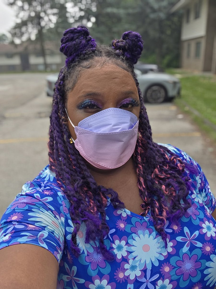 brownsugartra's tweet photo. I like canada, but i'm gonna need them to keep their smoke to themselves ...#BreathingIssues #UpInSmokeTour #JesusBeAHumidifier #IDontWantNoSmoke https://t.co/CSChlViNZm