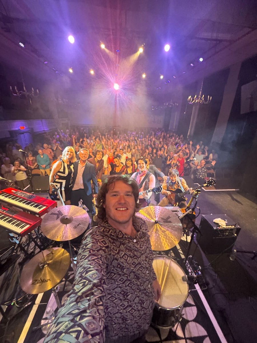 AONthemusical's tweet photo. Thank You Stroud ❤️❤️ Remaining Dates ⬇️
17 July  The Orchard Theatre Dartford 
25 JULY DEVONSHIRE PARK
EASTBOURNE
30 JULY THEATRE ROYAL
PORTSMOUTH
28 AUGUST THE IRONWORKS
BRIGHTON
⬇️ https://t.co/WvOQKzfy1j