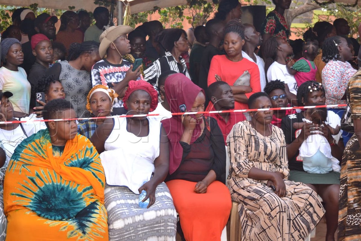 bukeddeonline's tweet photo. Emmanuel Sempala Kigozi y'omu ku bafiiridwa omuzukulu Solomon Martin Kiyingi abadde owa P. 7 ku ssomero lya King David Junior School e Ndejje Central #BukeddeUpdates https://t.co/rBKp7X41RJ
