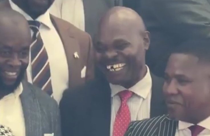Entr_dawood's tweet photo. Ukiwa soko unyambe ukiangalia kando kumbe uko section ya Omena https://t.co/pOHJD9Iqur