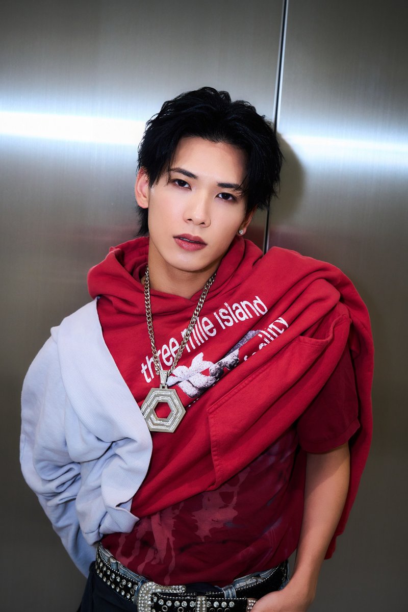 psyfe_official's tweet photo. [📸]

日本テレビ「バズリズム02」
#小波津志

┈┈┈
"If You're Mine" Official Music Video
https://t.co/cVzmG54vSi
┈┈┈
2nd ALBUM 『DIFFERENT』
https://t.co/zBojlQZBmR
┈┈┈

@BUZZRHYTHM_NTV #バズリズム
#PCF_IfYoureMine
#PCF_DIFFERENT
#PSYCHICFEVER https://t.co/f593qCXigI