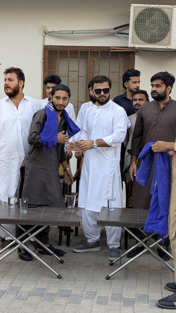 LalaMuradKhan's tweet photo. Today hundreds of young workers of PPP Shaheed Bhutto met Provincial General Secretary PSF Sindh Lala Murad Khan &amp; officially joined the PSF officially under the vision of Pakistan People's Party &amp; Chairman #PPP @BBhuttoZardari. https://t.co/a9QDcoZBWF