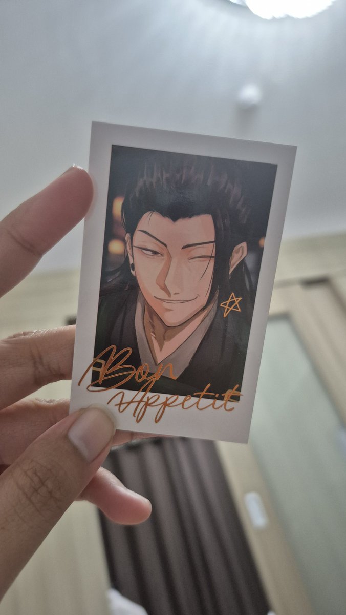 7735dai's tweet photo. I... left the other designs back at home... 
Only brought this one..... im crine... https://t.co/RL78ccWrk5