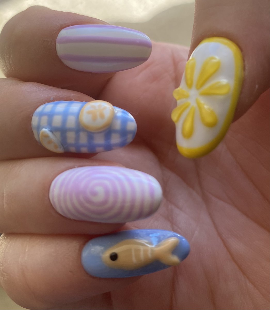 NETC0RE's tweet photo. summer nails 💅🏖️ https://t.co/Q6RmyWLyGh