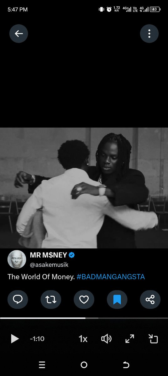 ebuksunique01's tweet photo. @Ayomichaelxx Wetin be dis 😭😂 https://t.co/lsuEiQOHrs
