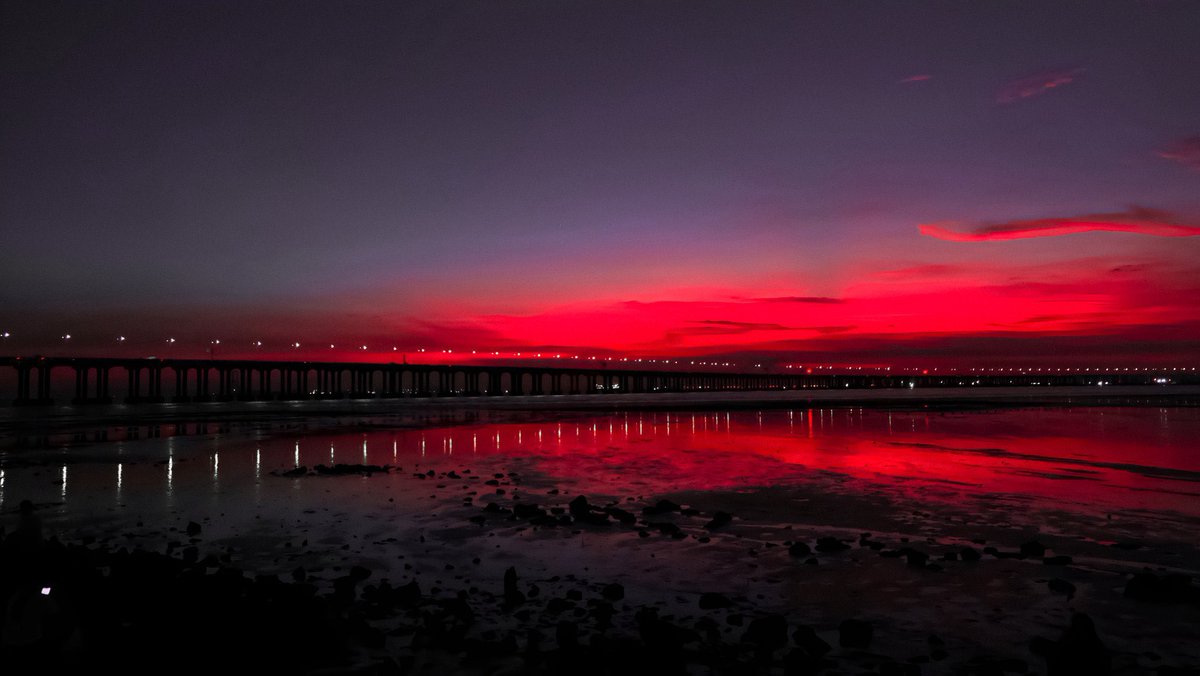 Pure_naturess's tweet photo. Red sunset https://t.co/PhnfKKHNtm