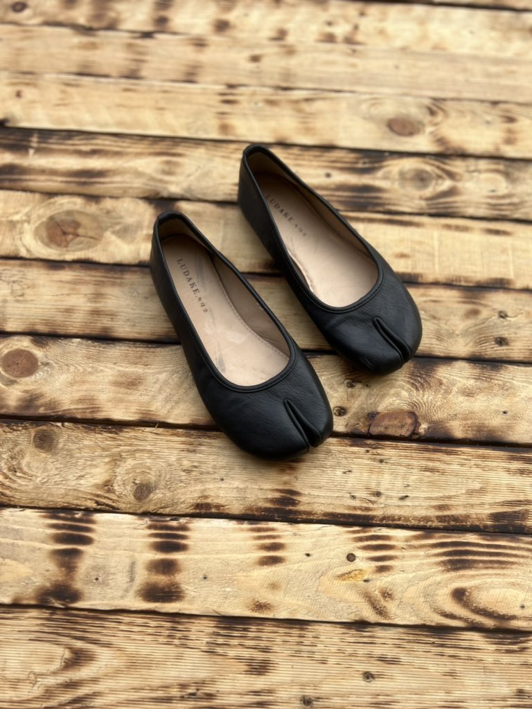 kkcollection17's tweet photo. SIZE 37/38
APP/📞
+254743710053 https://t.co/63tEoZaLiD