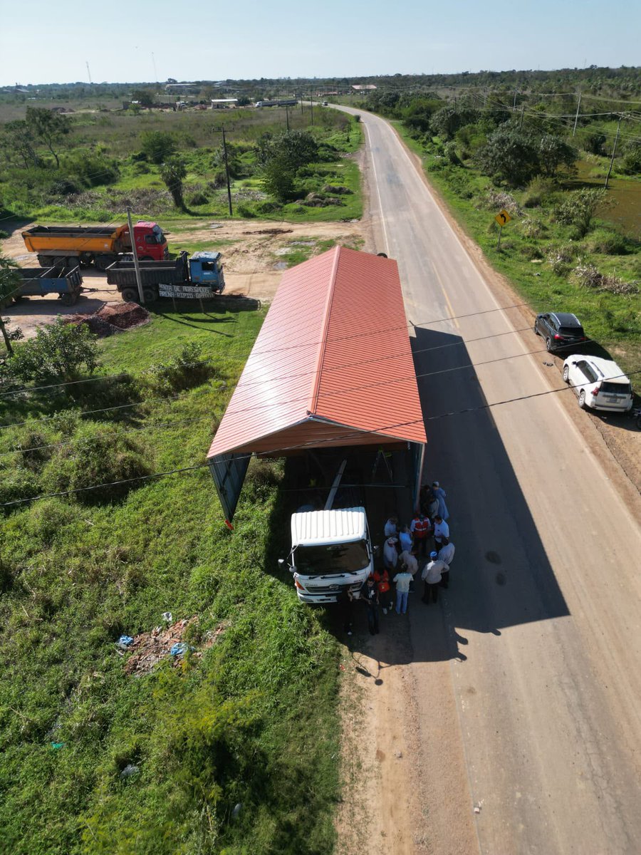 CarreterasBo's tweet photo. ABC INSPECCIONA TRASLADO DE VIVIENDA PREFABRICADA DE GRANDES DIMENSIONES PARA GARANTIZAR SEGURIDAD VIAL EN EL BENI
Lee la nota completa
➡️
https://t.co/Xhr5lqsgHJ
#SiempreBolivia
#ABCIntegrandoLaPatria
#ElCaminoEsBolivia https://t.co/pLjTriCHj6
