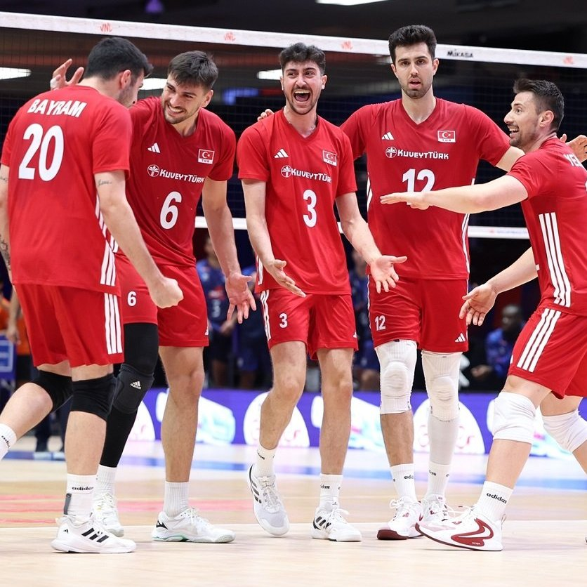 Vsever 2.0 🏐 tweet media