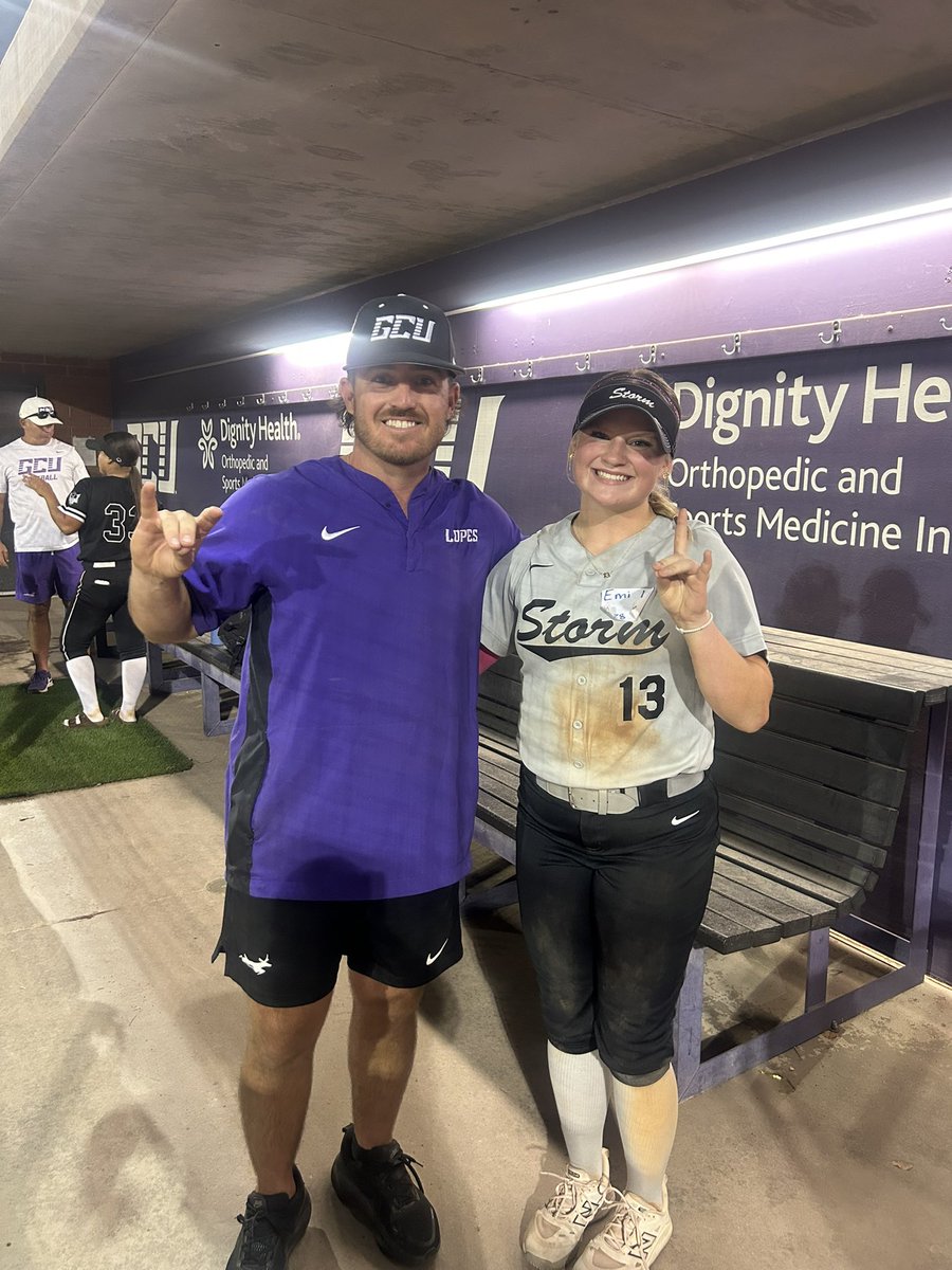 Emilee Laugen tweet media
