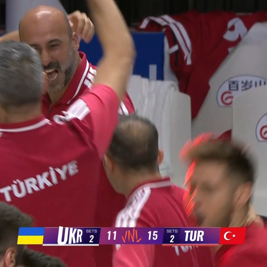 Temmzvolley's tweet photo. FİLENİN EFELERİ'NİN  GERİ DÖNÜŞÜ 🔥🔥🇹🇷🧿

🇺🇦2-0🇹🇷   --->  🇺🇦2-3🇹🇷 https://t.co/jrquFz5iuf