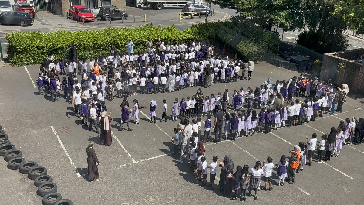 olive_bolton's tweet photo. The whole school gathered for a fond farewell parade, sending off our amazing Year 6 to their next chapter! #Year6Leavers #WeAreStar #OliveFamily #Teamwork #Respect #LeaversParade #Goodbyes #EndOfPrimary #ClassOf2026 https://t.co/he3GTjKHNq