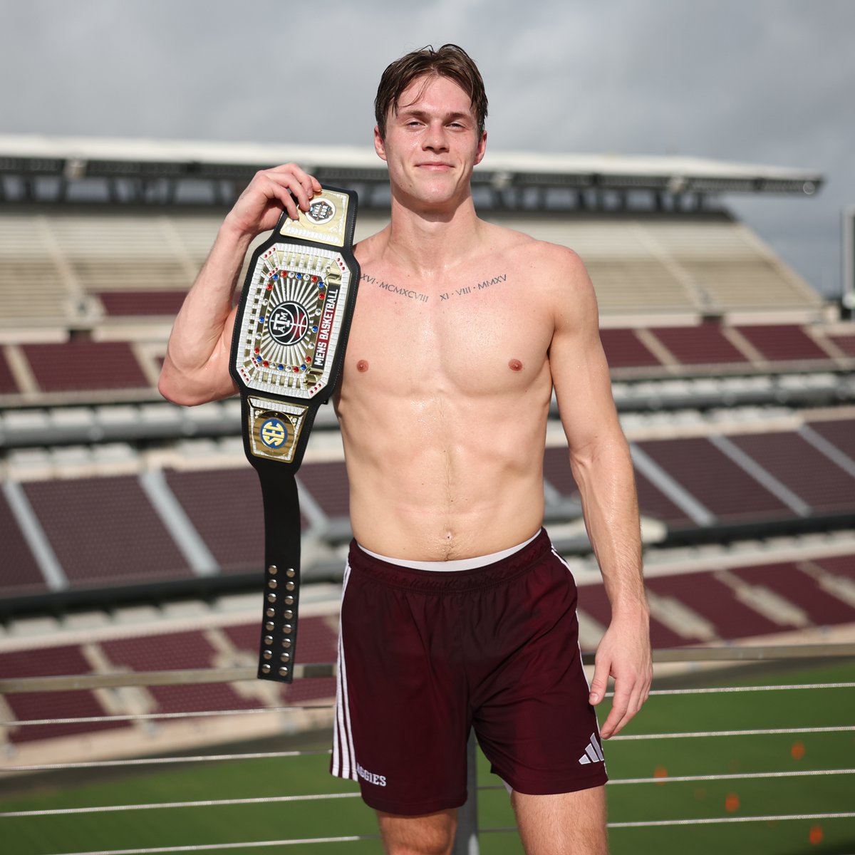aggiembk's tweet photo. Beast of the Week: Lukas Walls 💪

Earned for the work &amp; dedication put in the weight room.

#GigEm | #BuckyBall https://t.co/PMzwZCCgv2