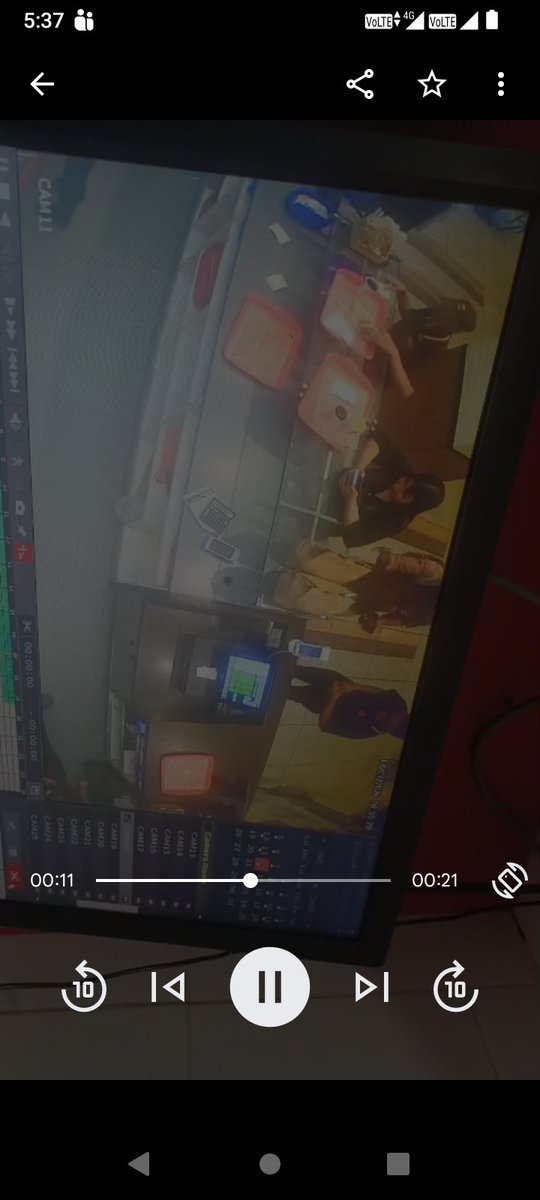 Mehendra1's tweet photo. @Uber @Uber_Support @jagograhakjago @PMOIndia @nitin_gadkari My Uber Parcel was picked up by the delivery partner but never delivered. I have CCTV footage and call records.Uber refuses to take responsibility. Plz investigate and ensure customers are protected from such incidents. https://t.co/gLZW37M0sC